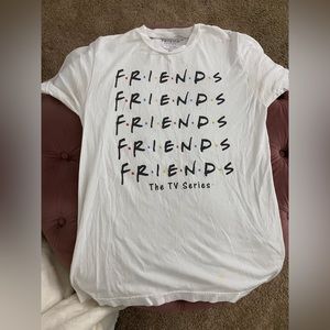 FRIENDS Tee